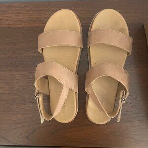 Nisolo | Go To Flatform Leather Sandal | Almond | Size 11 | New with Box